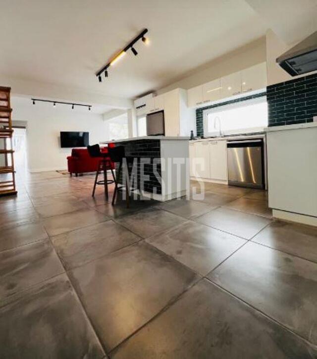 Renovated 2 Βedroom Αpartment with Large Veranda for Rent Trypiotis Area Nicosia – photo 4