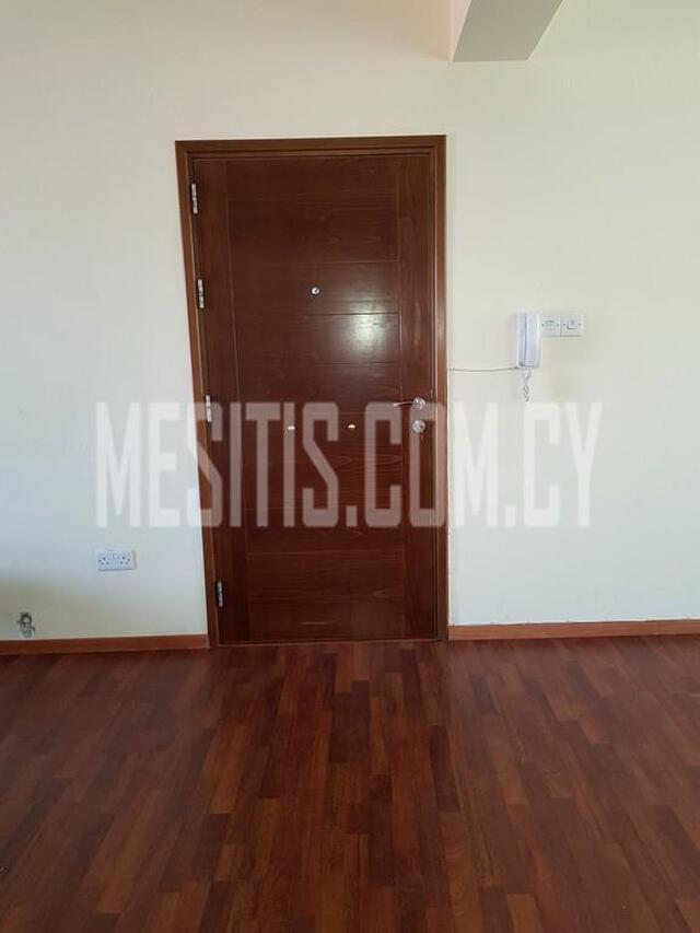 apartment-52c34958-d0d2-425f-af69-e4f55ed6b128_Wtr.jpeg