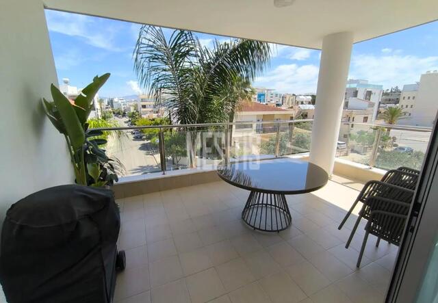 apartment-a1dceede-0cfe-4783-aa5e-a8a441d5d368_Wtr.jpg