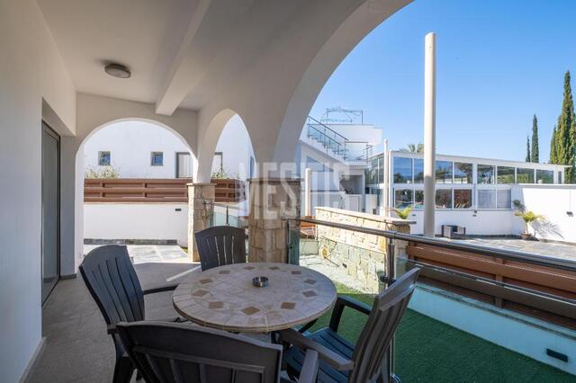 apartment-125b73e8-d3c9-4964-b0c9-46d75daf3ac4_Wtr.jpg