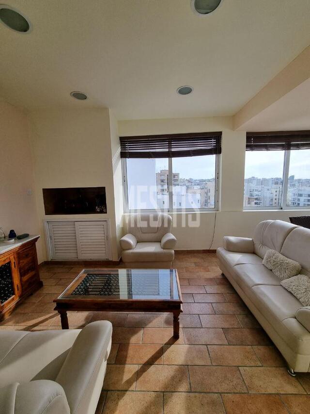 apartment-97500b5a-57bd-4cb6-b8ee-34482e4370de_Wtr.jpeg