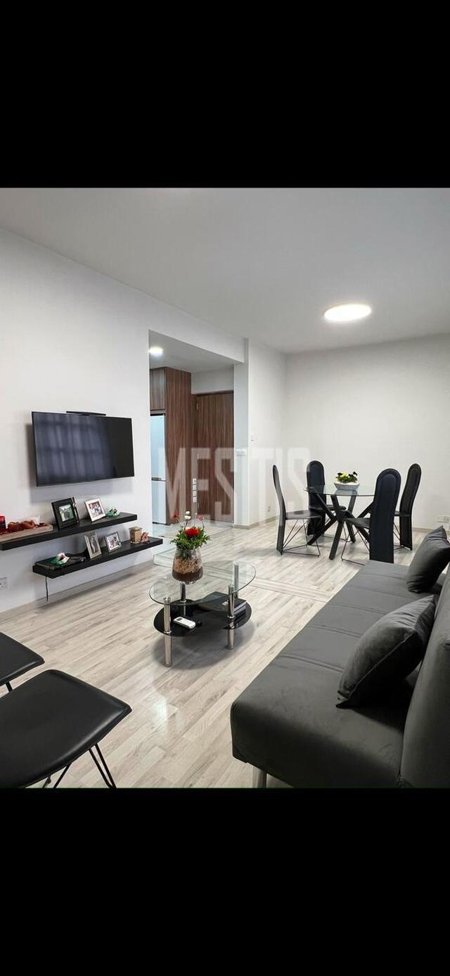 apartment-d1cce767-283e-435f-8a62-325a97f9b1a4_Wtr.jpeg