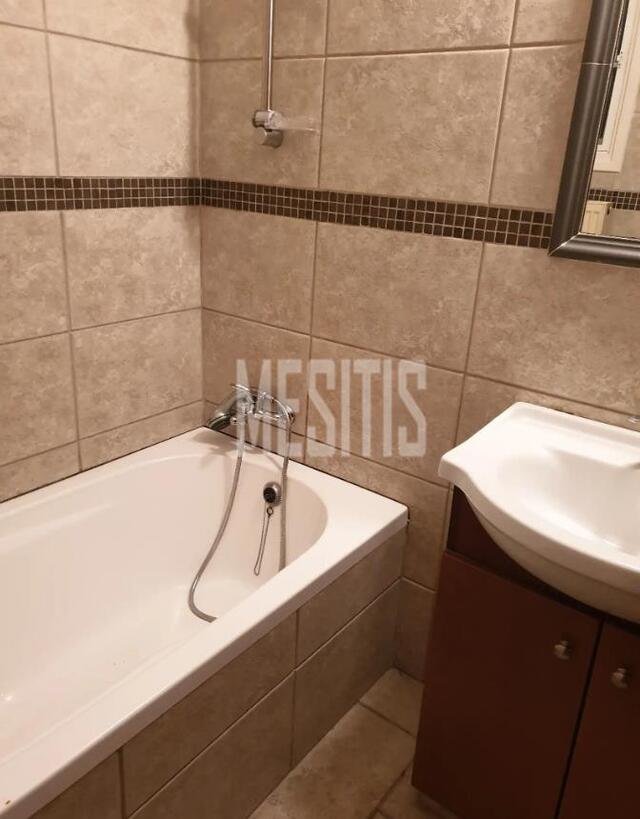 apartment-767be9f3-87b4-4b1d-b642-82e3ca0e0db9_Wtr.jpg