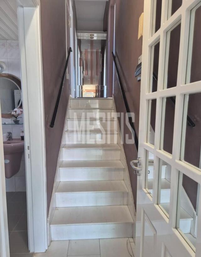 detachedHouse-f189ca24-99fe-4f66-b215-4908a2bab6ae_Wtr.jpg