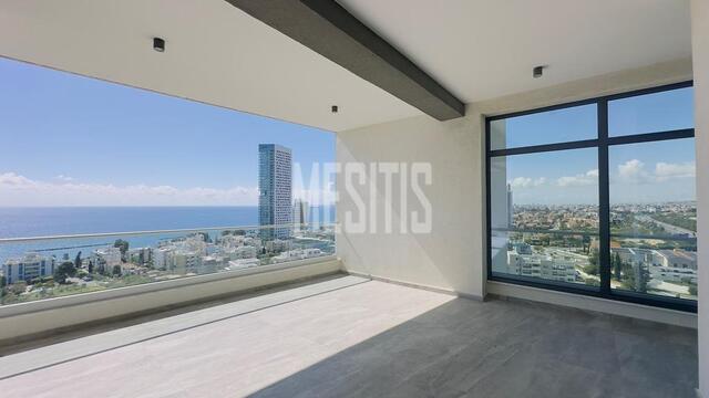 apartment-5a68b9ae-d80c-4341-a758-ab40ed12c401_Wtr.jpg