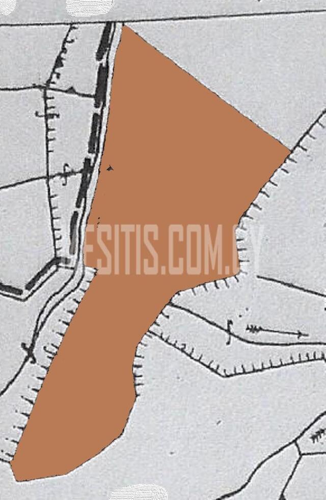 land-426b1ea6-02d6-4dd2-a75d-39b9e344a1ff_Wtr.jpeg