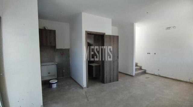 detachedHouse-8805b9a9-6f13-4d57-a39c-54fc98d9a54c_Wtr.jpeg