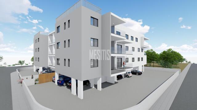 apartment-2d2957d4-4ba3-439d-89be-af7f1c5ecd77_Wtr.jpg