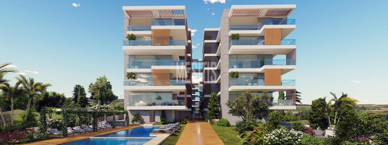 apartment-d23acb5c-f20f-4d5c-96c6-b5e98ed3de98_Wtr.jpeg