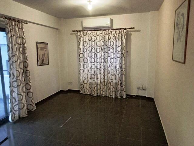 apartment-83fd6256-d720-4a72-979b-b243b98f74bc_Wtr.jpg