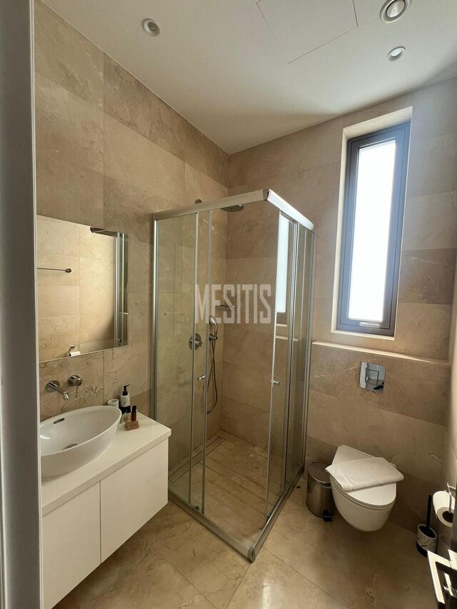 detachedHouse-14e4f1a6-fb04-404c-9967-f02e955c1cf7_Wtr.jpg