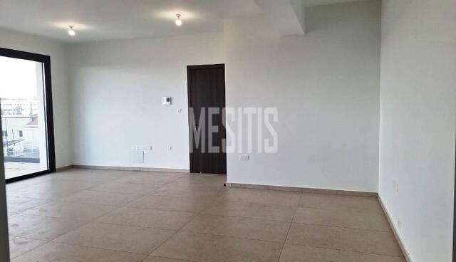 apartment-1bf592a0-c45e-4caa-8cd6-f0935919eb7f_Wtr.jpg