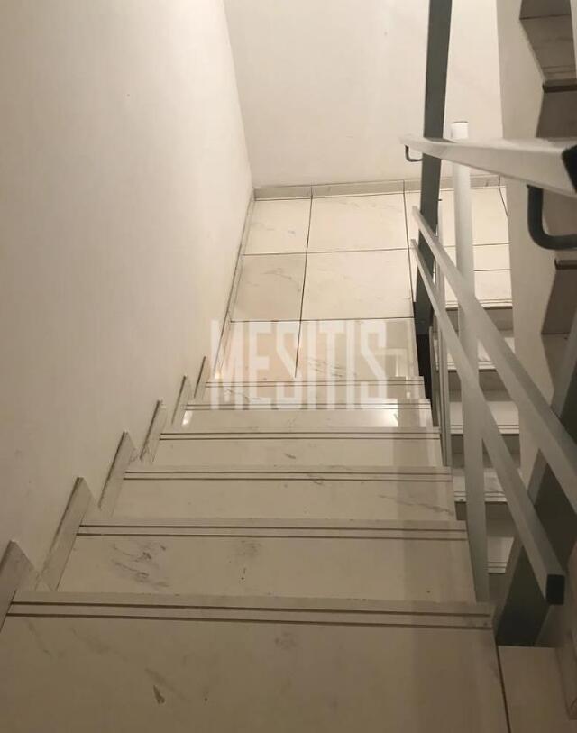 apartment-46f99ff9-adc8-4280-80e6-ced7fa989b99_Wtr.jpg