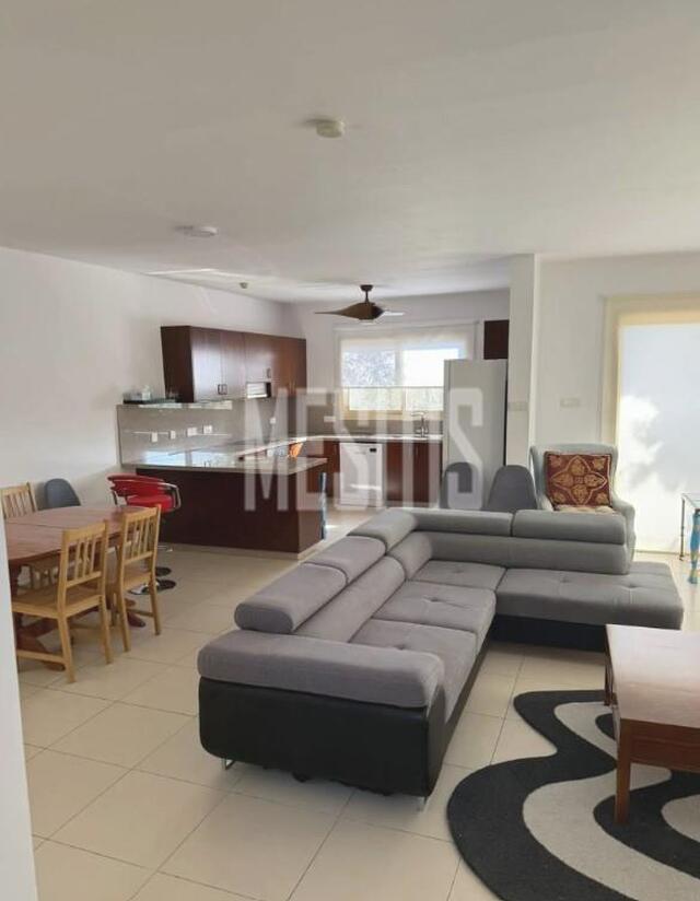 detachedHouse-a90969f9-7148-430b-bef5-6deb3e19cea3_Wtr.jpg