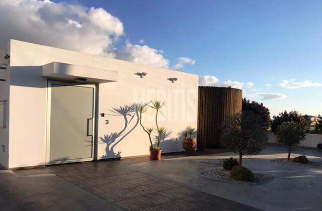 detachedHouse-895bf044-b5c0-4450-b46b-84ba7bbdc15b_Wtr.jpeg