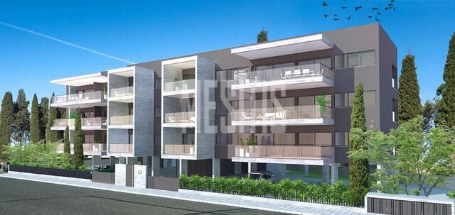apartment-edb7081f-c3e0-4e52-b8ce-f4ce5875ec88_Wtr.jpeg