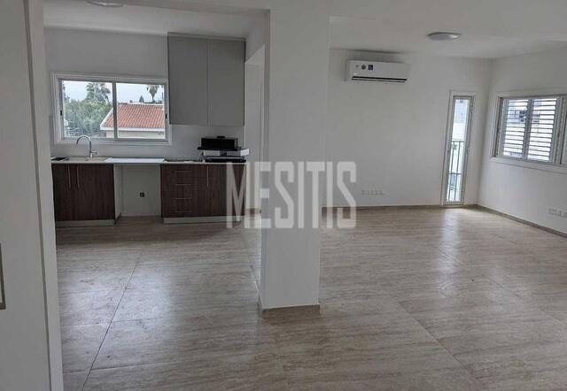 apartment-2ec7300b-b8d6-4f23-8e48-ef3b589e4816_Wtr.jpeg