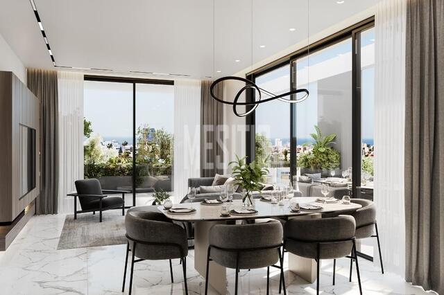 apartment-8758f69a-dcac-40b3-a97f-69c8f0dc856d_Wtr.jpeg
