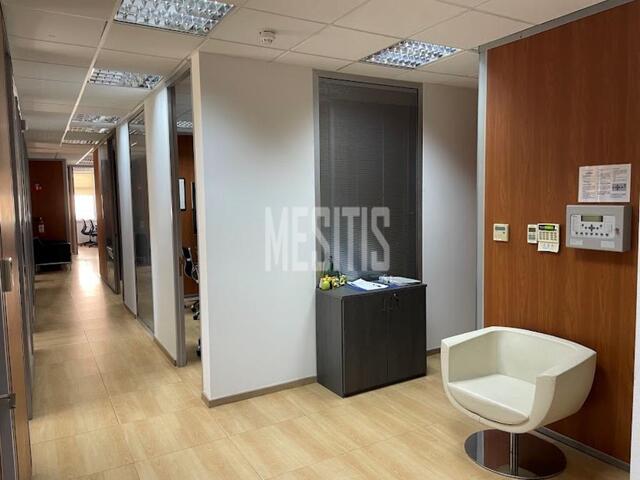 office-82e181c2-9f7b-4dfa-bd6d-f09cccae2184_Wtr.jpg