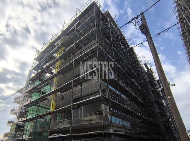 apartment-aa404c60-b9bc-4e90-9f79-4578063e119d_Wtr.jpg