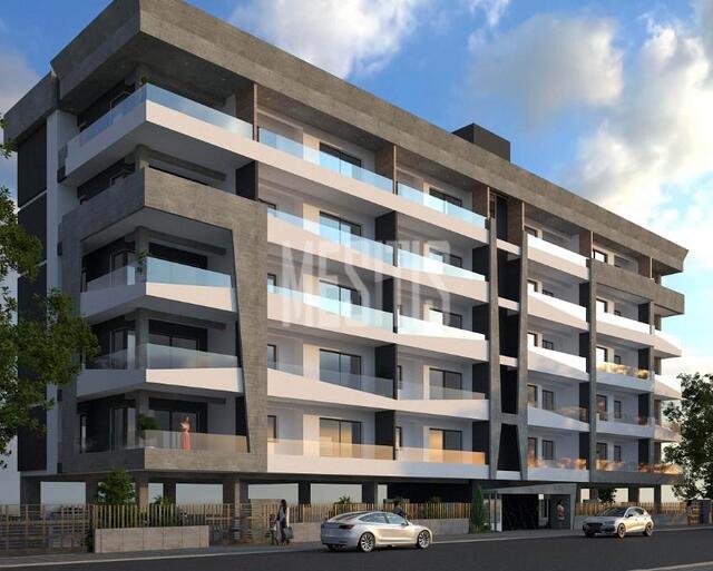 apartment-339de23f-31db-4413-ba0a-c1a416b1ba1f_Wtr.jpeg