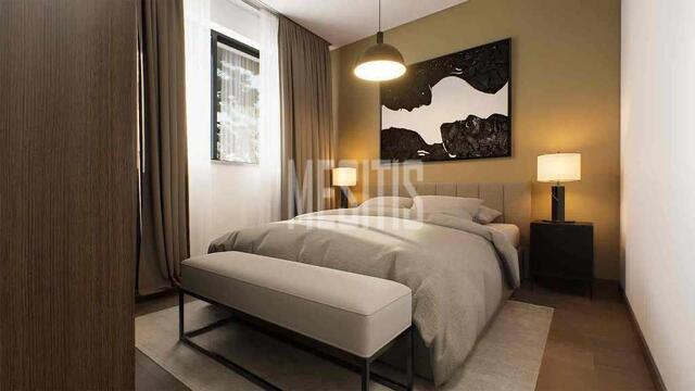 apartment-b0808902-3bd2-4327-94e1-7a94b8363ab1_Wtr.jpg