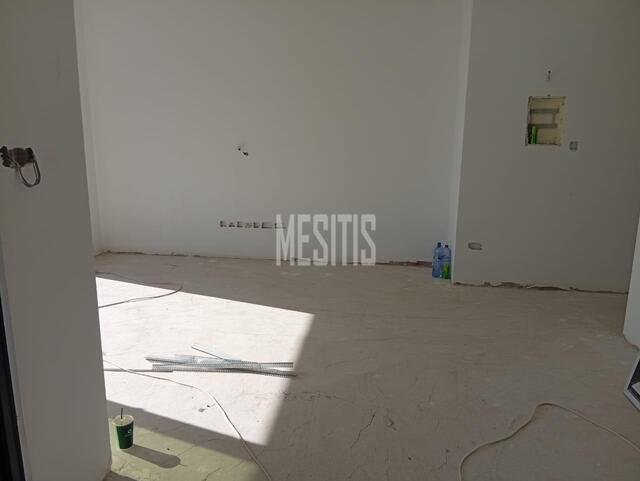 apartment-8f1cb091-1cc3-4371-8141-3042301d545f_Wtr.jpg