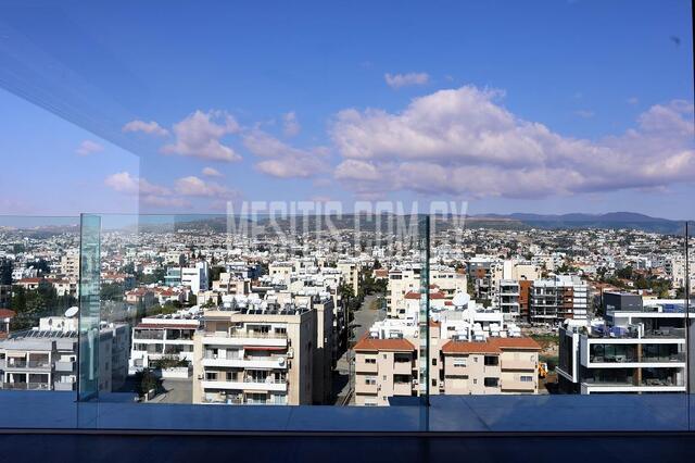 apartment-628b9d2d-9197-4cf3-8526-c0269b0e9bfb_Wtr.jpeg
