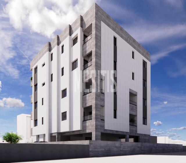 apartment-ab67abe1-f718-4b7e-b7dc-6cf84d93e549_Wtr.jpg