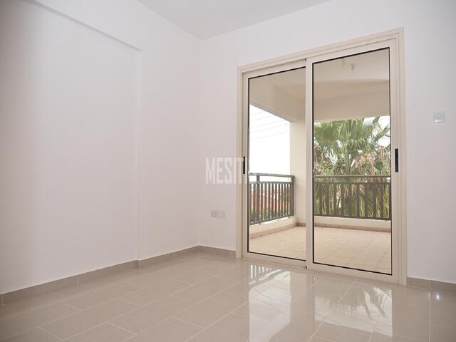 2 bedroom apartment with communal pool for sale in Tersefanou, Larnaca – photo 6