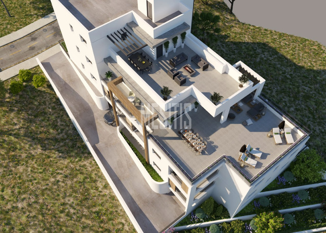 apartment-10ce0796-9e0c-43cb-b59c-5a65d45690de_Wtr.png