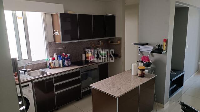 apartment-b30c79d4-f159-4e09-99a7-5e2b78e32606_Wtr.jpeg