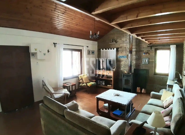 detachedHouse-63787d75-d58e-45c5-810e-fbcc49df52b4_Wtr.png