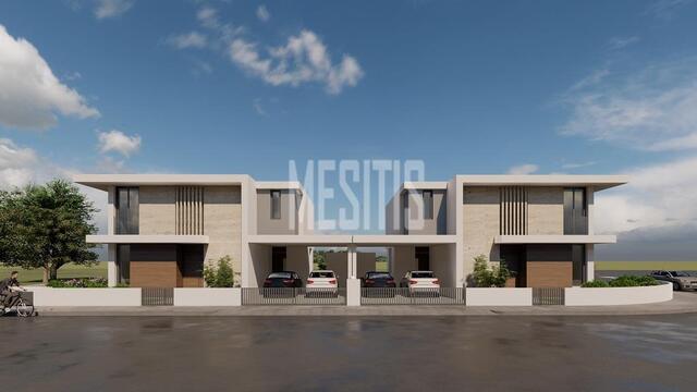 detachedHouse-2535b606-e0aa-4f07-a046-a870f17e5a74_Wtr.jpeg