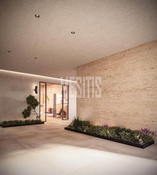 apartment-afcffd63-082b-48c3-ab04-59522a83e25f_Wtr.jpg