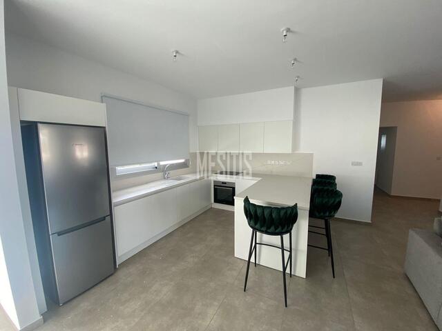apartment-aa72280d-9b10-4e9d-baf2-e684747c9b97_Wtr.jpeg
