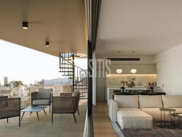 apartment-439fe5d8-c8f2-4f22-907f-ba126e823118_Wtr.jpg