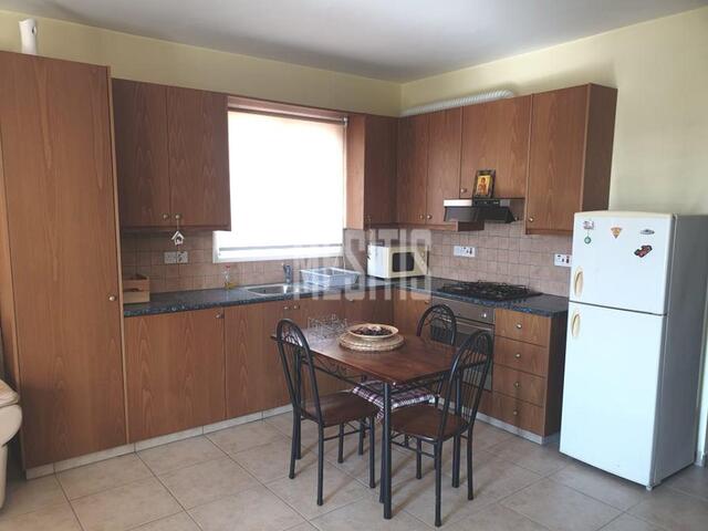 apartment-02a38790-dbd5-4c5b-b29f-e1738dd38de5_Wtr.jpeg
