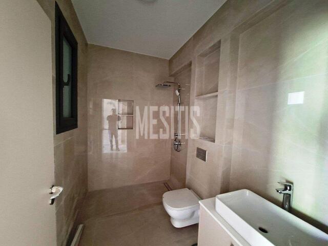 apartment-5db5b111-87c5-4e85-bdab-83524472b2c5_Wtr.jpg