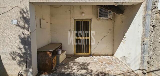 detachedHouse-10862fb8-71f1-4b27-903c-3066a6b3336f_Wtr.jpg