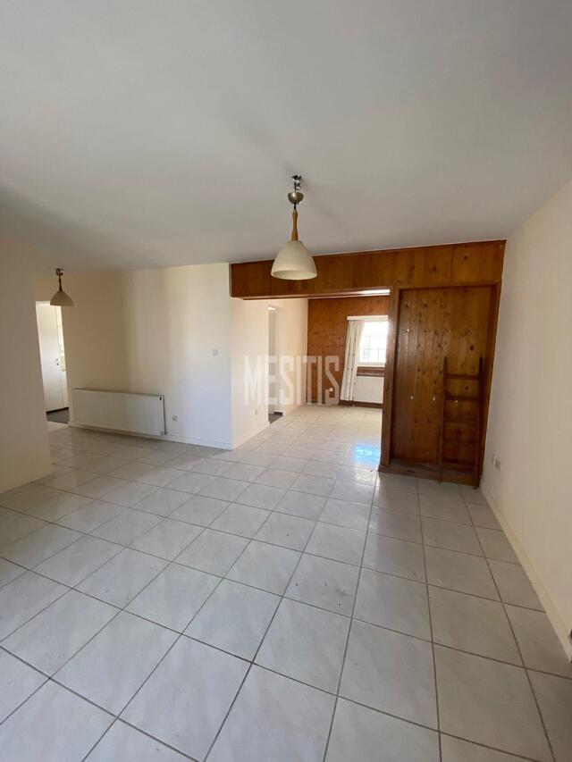 apartment-5bc31502-5f84-4da6-b554-59979368941a_Wtr.jpeg
