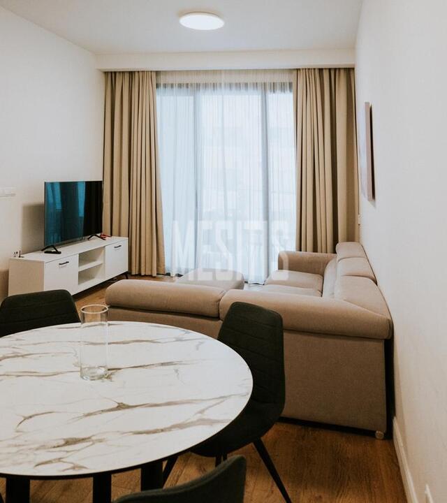 apartment-2a88e78f-4e57-48f5-81d6-f2e4883681a5_Wtr.jpeg