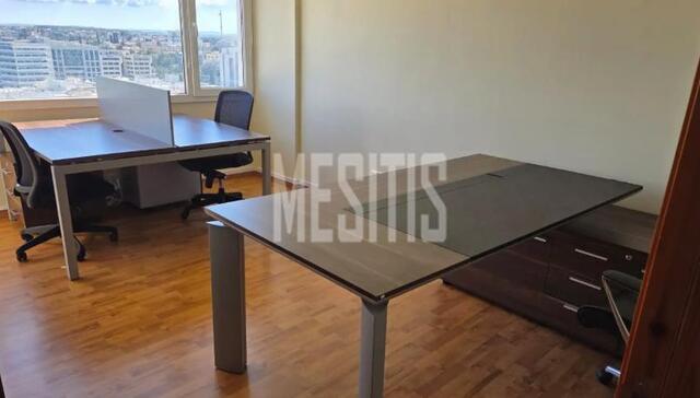 office-1f3f7a48-0c43-4621-b028-b1c8dd57aee1_Wtr.jpg