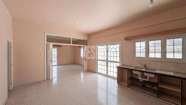 detachedHouse-d5eba6a0-fc9e-4773-be99-1154b0e85a6e_Wtr.jpg