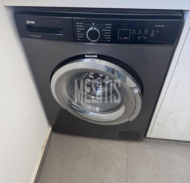 apartment-dce2e1ec-fb64-4a8f-8180-190c256a6428_Wtr.jpg