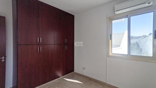 apartment-1deb36b9-e636-446d-9e4a-33364e194dfa_Wtr.jpg