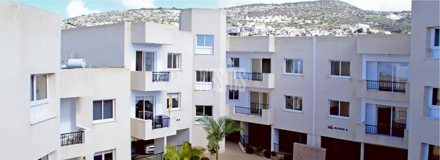 apartment-a9d49253-b85a-48bc-8f9a-bf61c67e6991_Wtr.jpeg