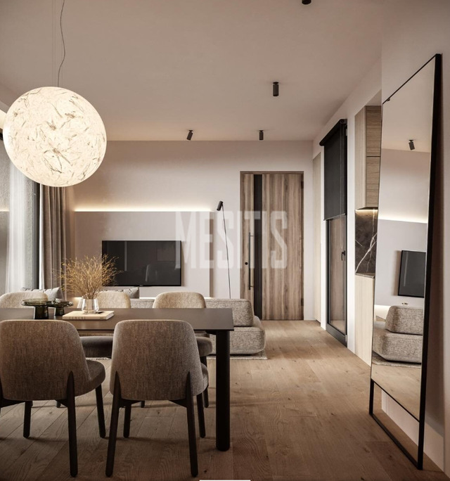 apartment-a930d076-bf2f-46f9-808b-3514aa32e37b_Wtr.png