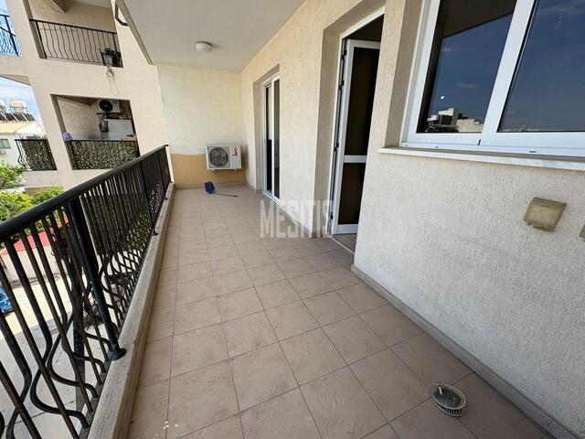 apartment-3d70063b-1ddc-43b5-b73d-f233793ff01d_Wtr.jpg