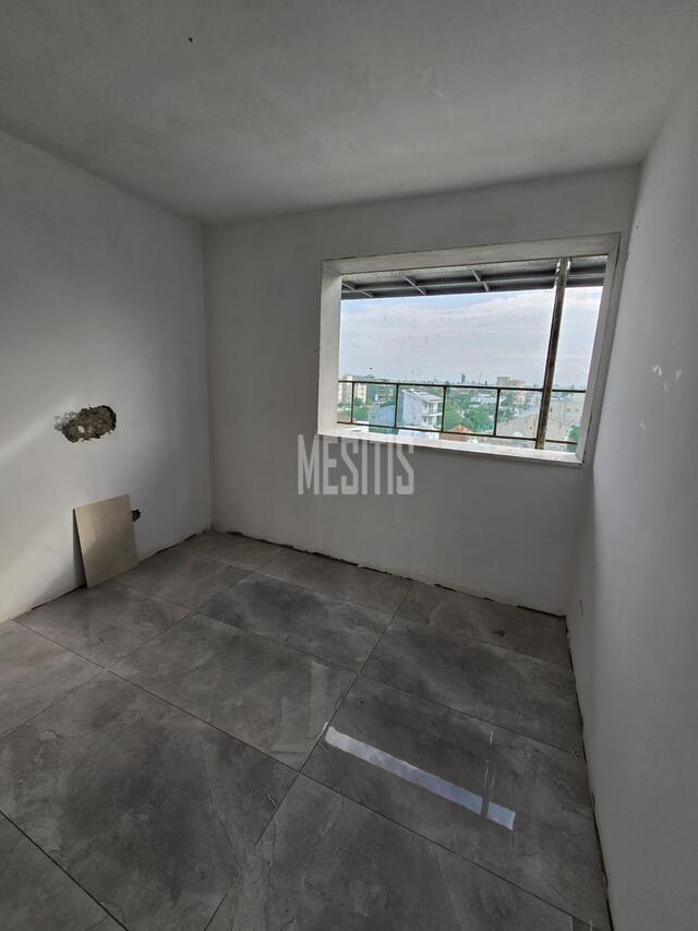 apartment-d395e7e9-c47d-4da0-8ff2-1a841c917945_Wtr.jpg